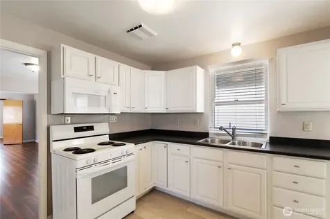 1311 Park Avenue Bremerton WA 98337