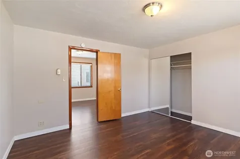 1311 Park Avenue Bremerton WA 98337