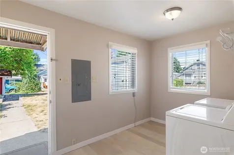 1311 Park Avenue Bremerton WA 98337