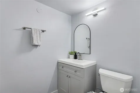 24305 SE 42nd Place Sammamish WA 98029