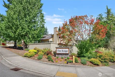24305 SE 42nd Place Sammamish WA 98029