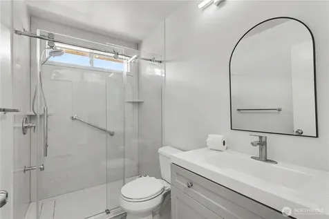 24305 SE 42nd Place Sammamish WA 98029