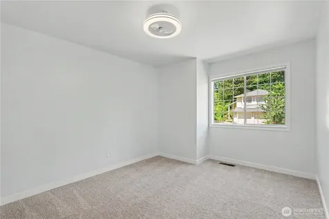 24305 SE 42nd Place Sammamish WA 98029