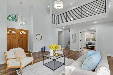24305 SE 42nd Place Sammamish WA 98029