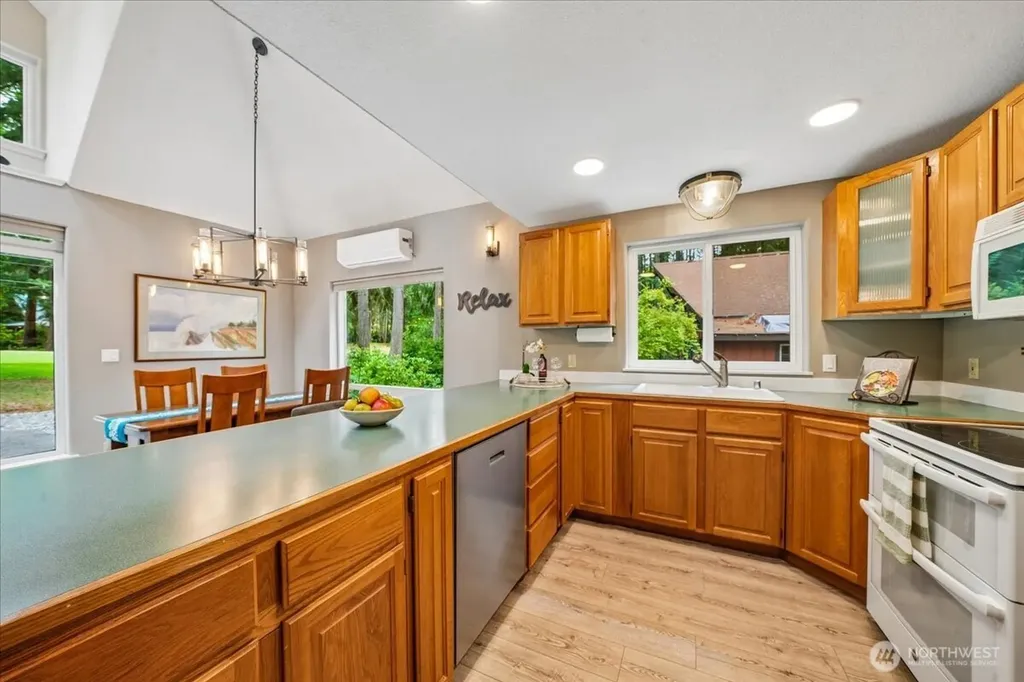 11319 Country Club Drive Anderson Island WA 98303
