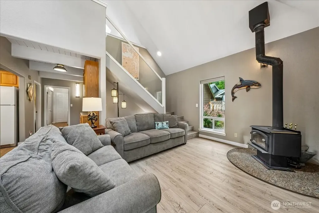 11319 Country Club Drive Anderson Island WA 98303