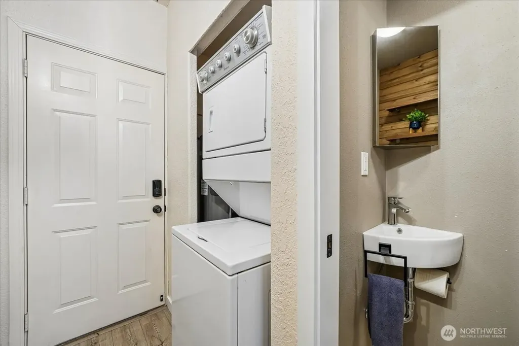11319 Country Club Drive Anderson Island WA 98303