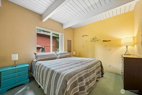 11319 Country Club Drive Anderson Island WA 98303