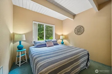 11319 Country Club Drive Anderson Island WA 98303