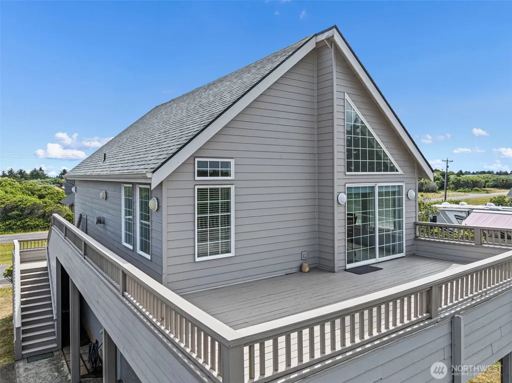 885 Ocean Shores Boulevard SW Ocean Shores WA 98569