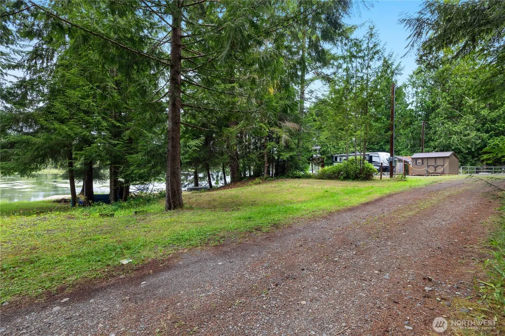 53 Lake Arrowhead Elma WA 98541