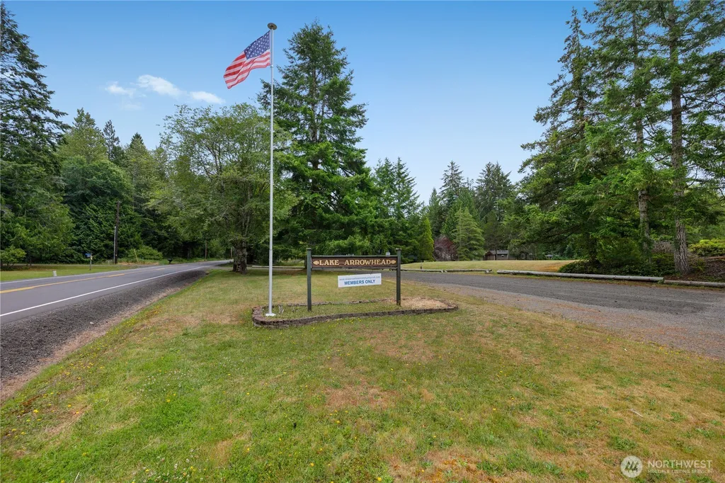 53 Lake Arrowhead Elma WA 98541