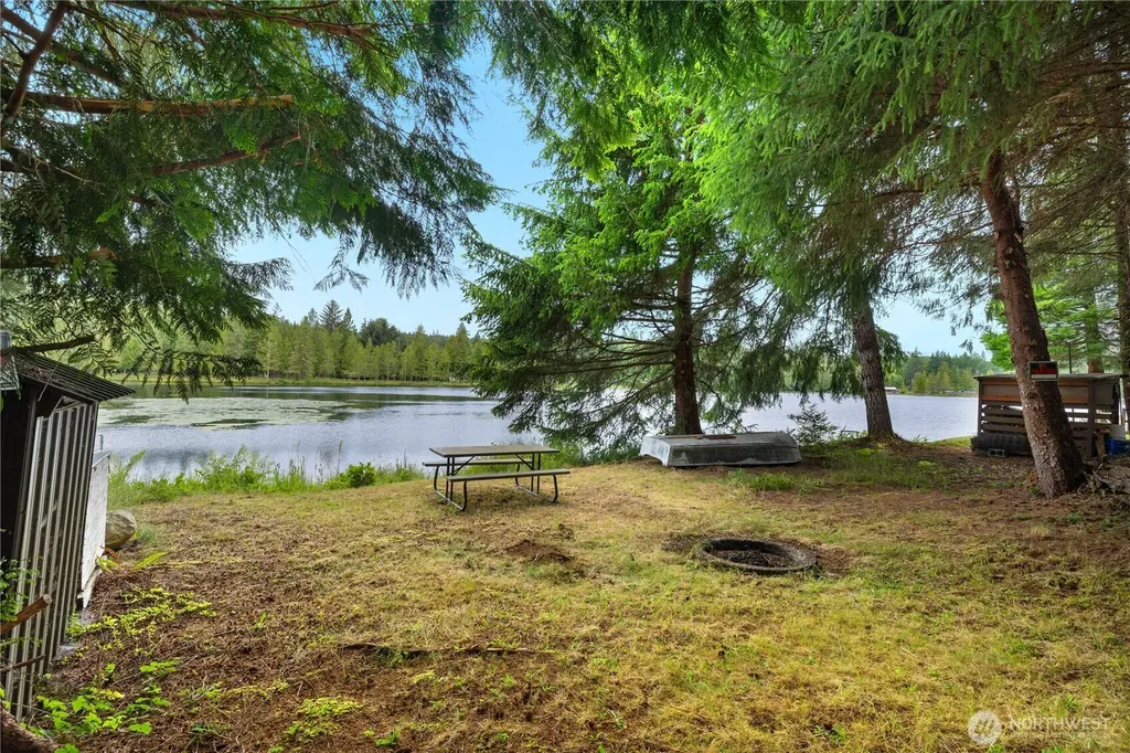 53 Lake Arrowhead Elma WA 98541