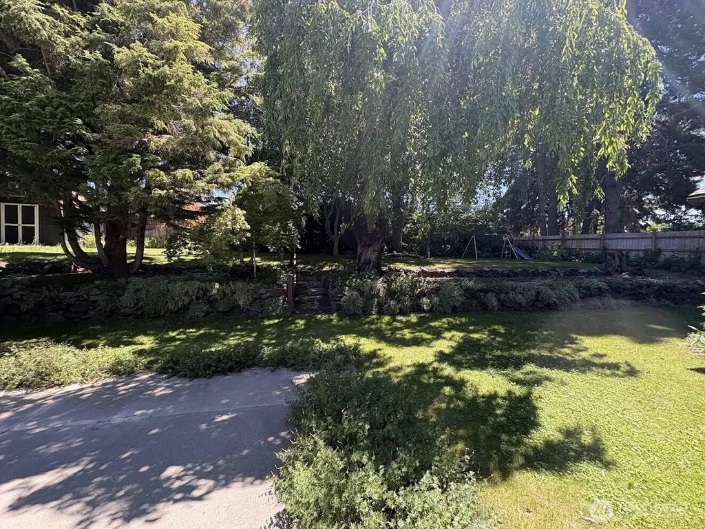 811 Kansas Avenue N East Wenatchee WA 98802