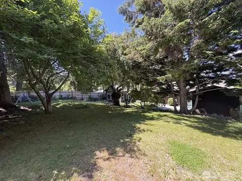 811 Kansas Avenue N East Wenatchee WA 98802