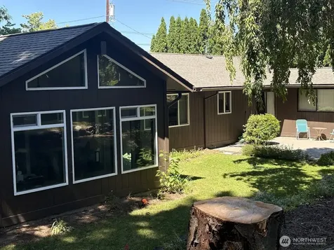 811 Kansas Avenue N East Wenatchee WA 98802