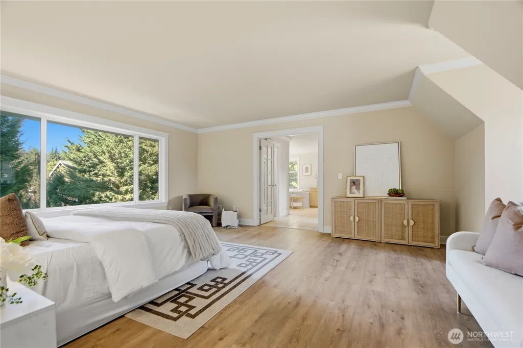 21226 SE 26th Street Sammamish WA 98075