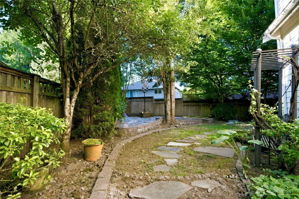 21226 SE 26th Street Sammamish WA 98075