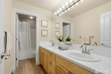 21226 SE 26th Street Sammamish WA 98075