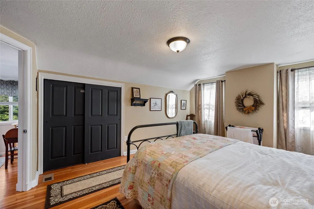 103 S 48th Street Tacoma WA 98408