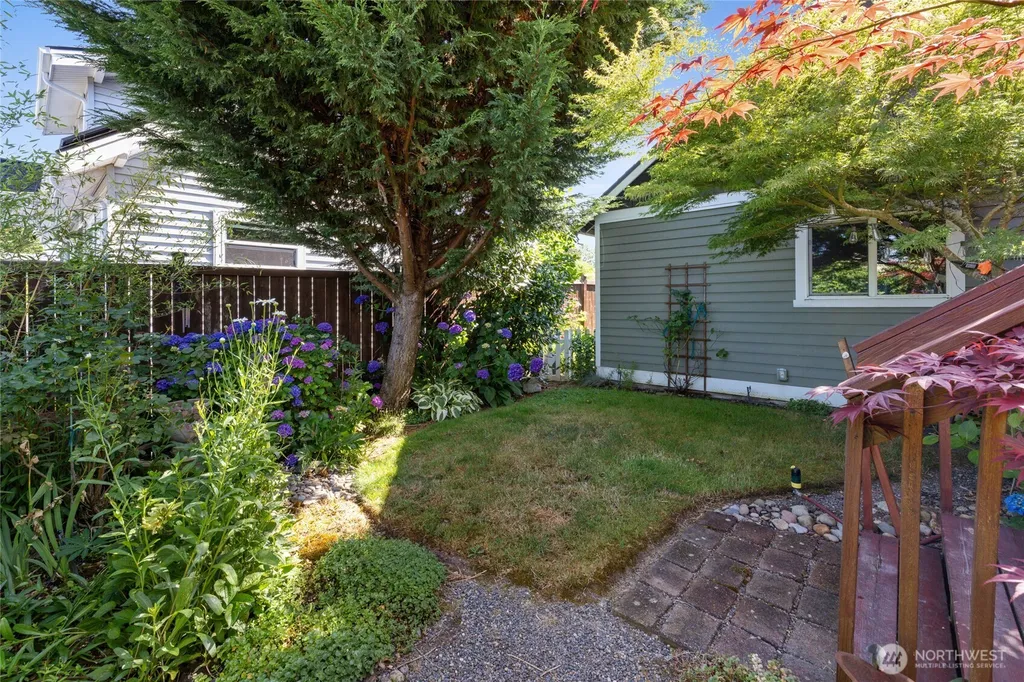 103 S 48th Street Tacoma WA 98408