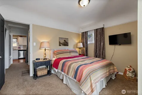 103 S 48th Street Tacoma WA 98408