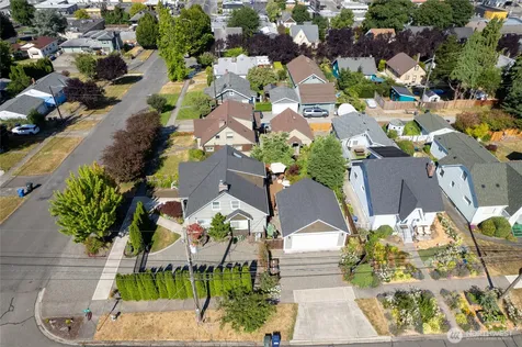 103 S 48th Street Tacoma WA 98408
