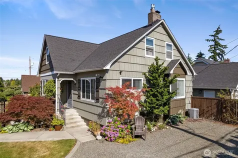 103 S 48th Street Tacoma WA 98408