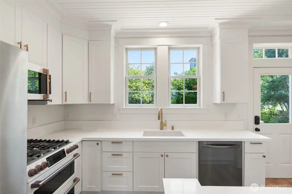 81 Fireside Lane Pacific Beach WA 98571