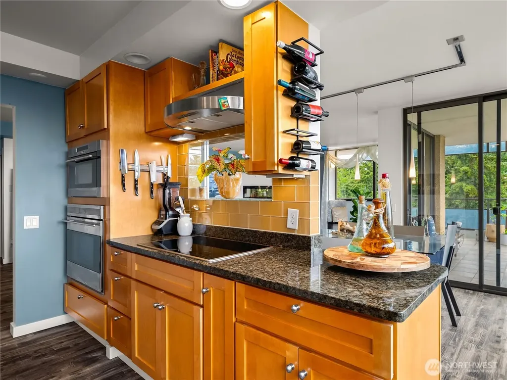 1910 Evergreen Park Olympia WA 98502