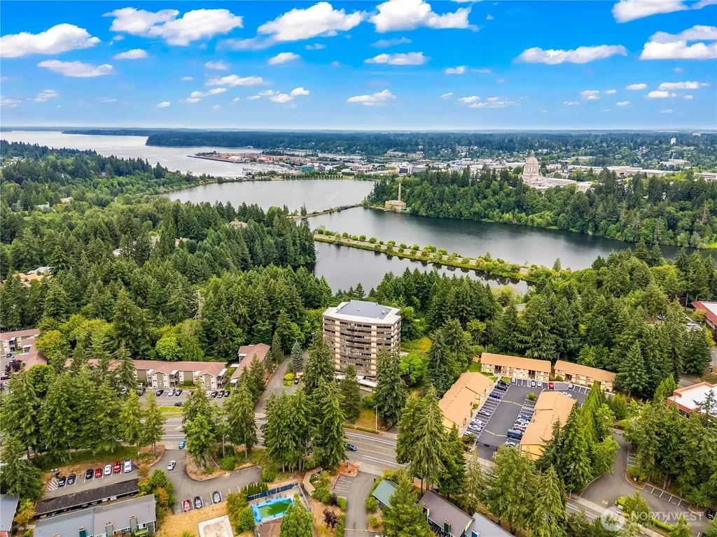 1910 Evergreen Park Olympia WA 98502