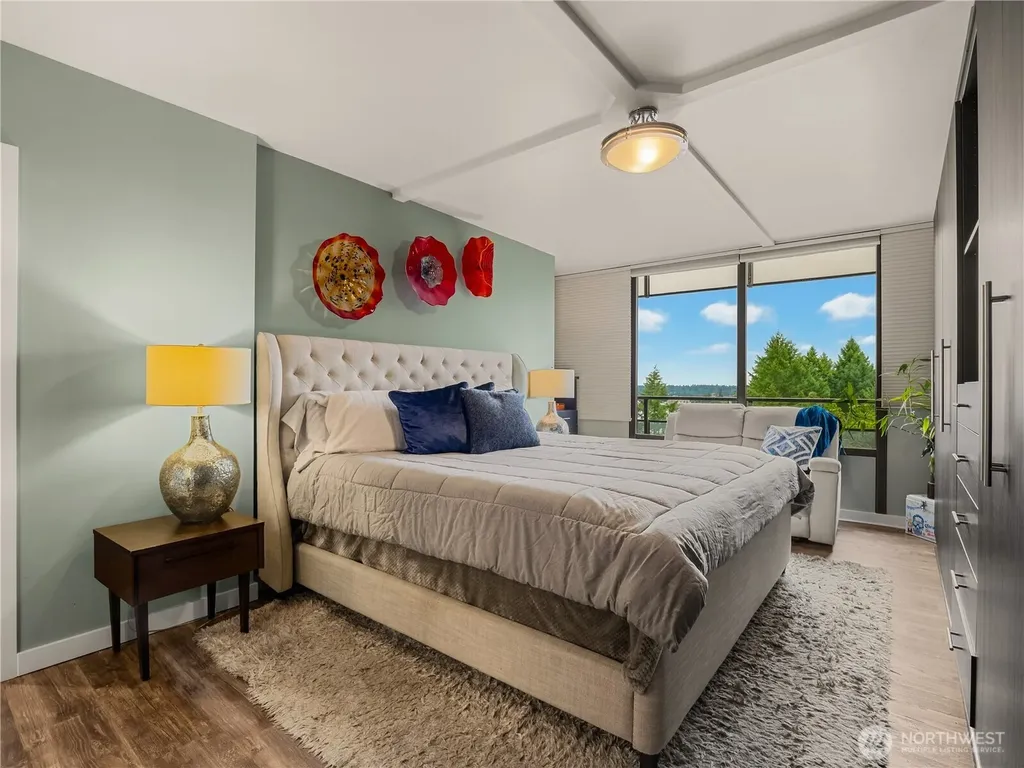 1910 Evergreen Park Olympia WA 98502