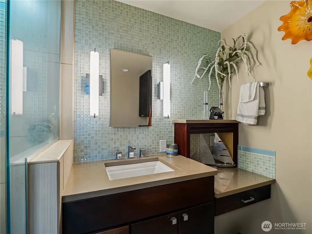 1910 Evergreen Park Olympia WA 98502