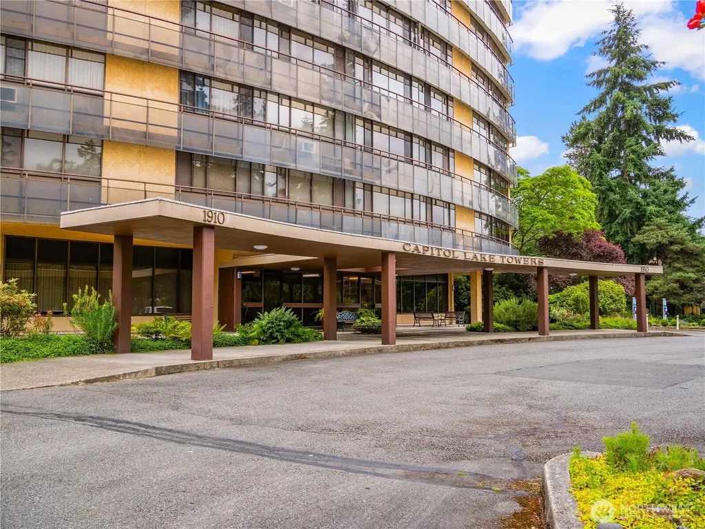 1910 Evergreen Park Olympia WA 98502