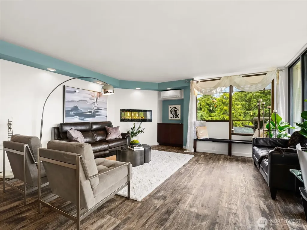 1910 Evergreen Park Olympia WA 98502