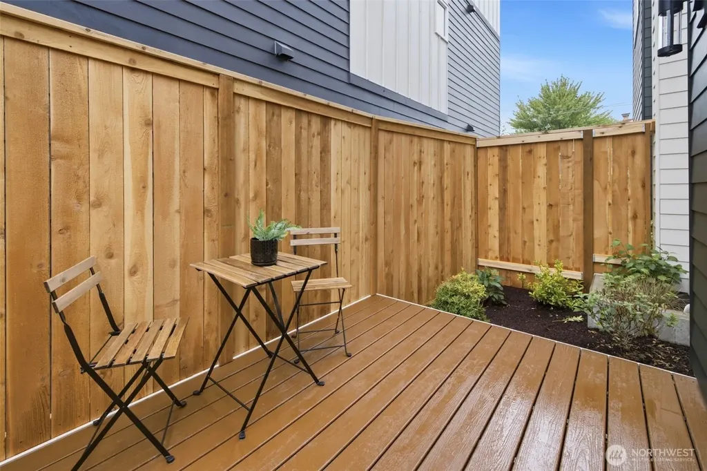 5904 42nd Avenue SW Seattle WA 98136