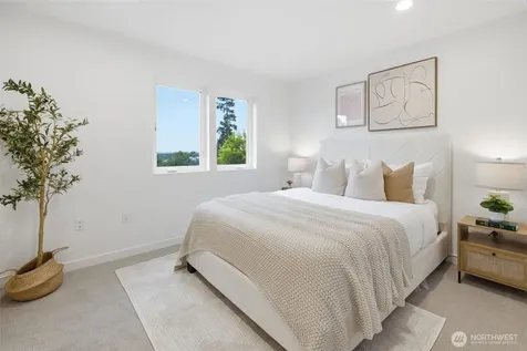 5904 42nd Avenue SW Seattle WA 98136