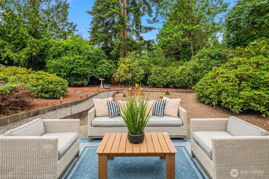 14213 143rd Avenue SE Renton WA 98059