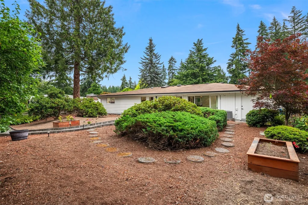 14213 143rd Avenue SE Renton WA 98059