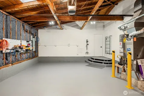 14213 143rd Avenue SE Renton WA 98059