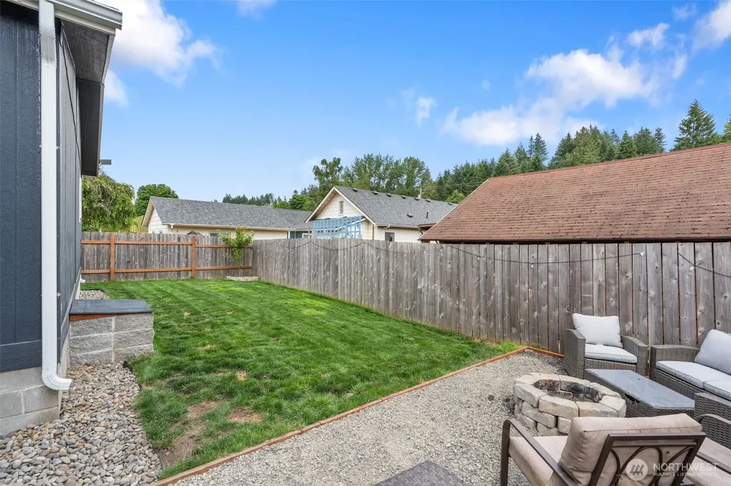 1018 SE Front Street Winlock WA 98596