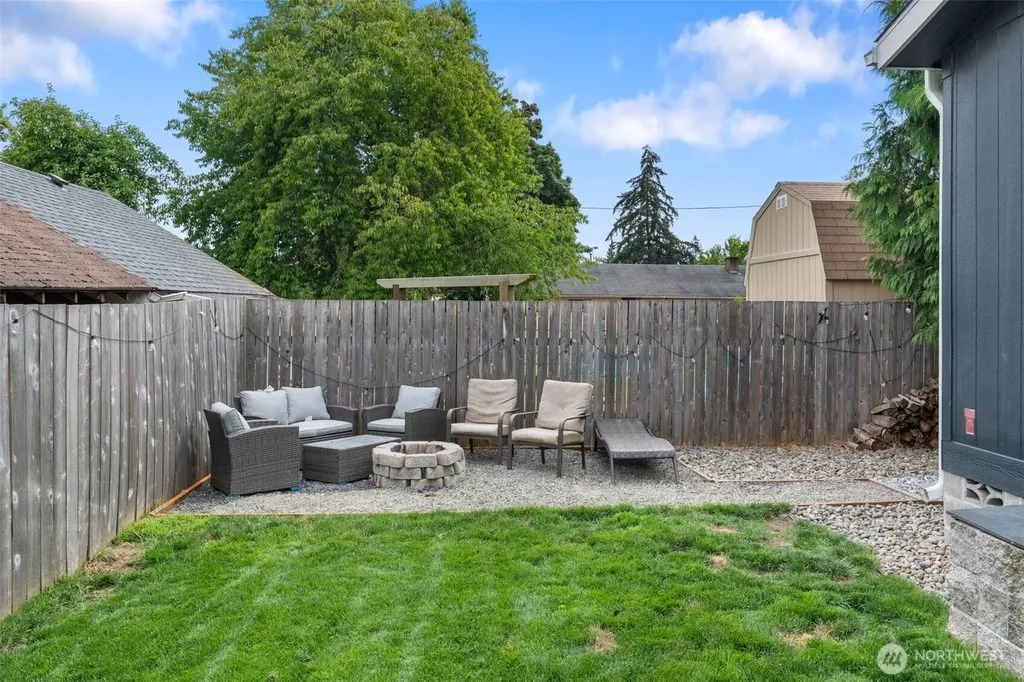 1018 SE Front Street Winlock WA 98596