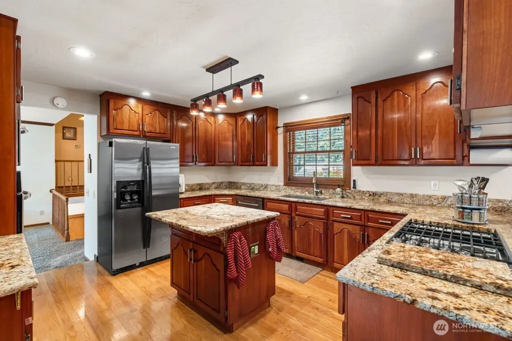 2706 Walnut Loop NW Olympia WA 98502