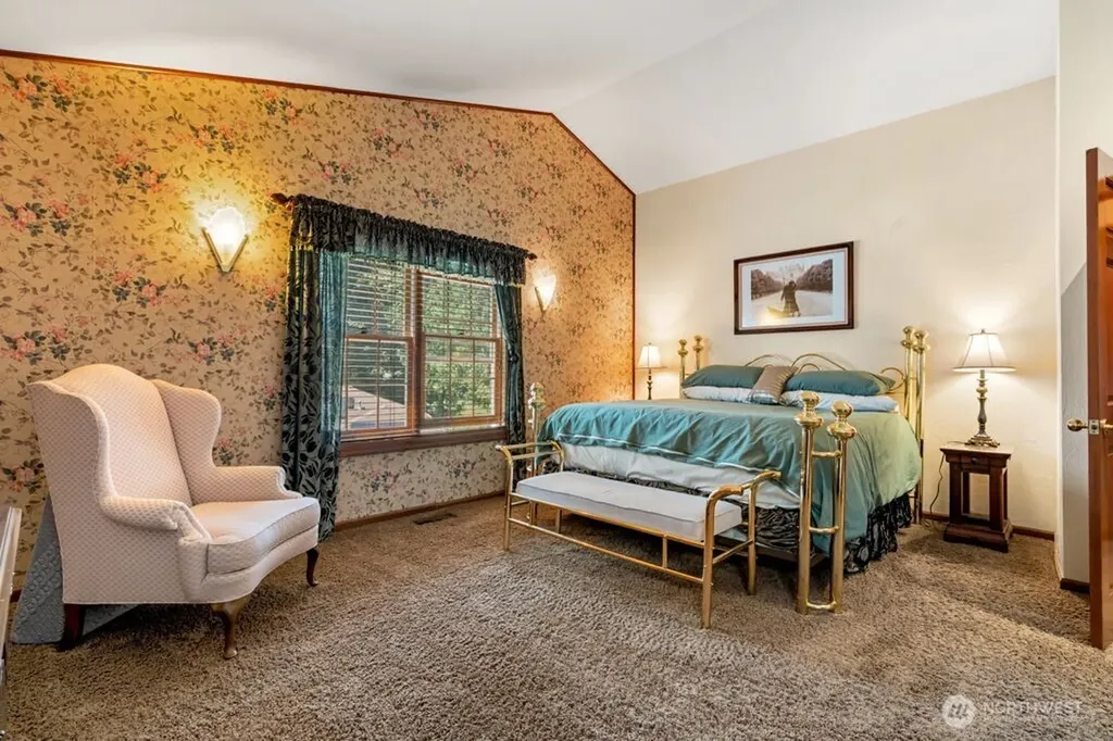 2706 Walnut Loop NW Olympia WA 98502