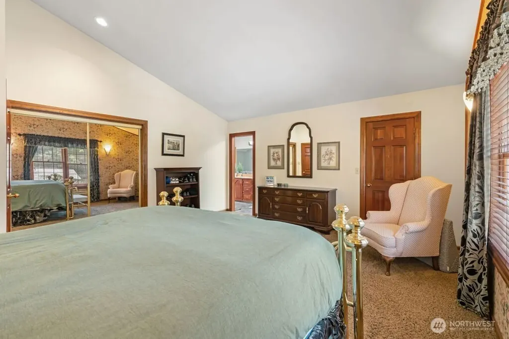 2706 Walnut Loop NW Olympia WA 98502