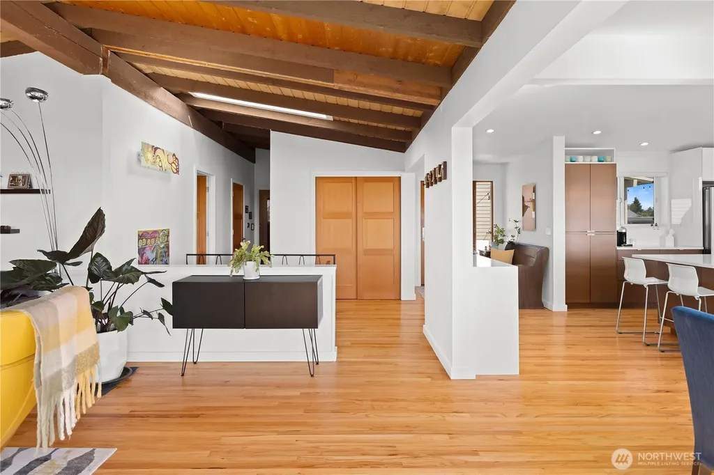 10829 42nd Avenue SW Seattle WA 98146