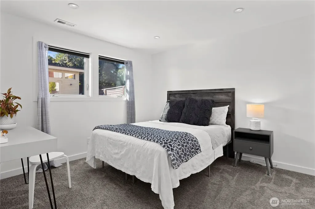 10829 42nd Avenue SW Seattle WA 98146