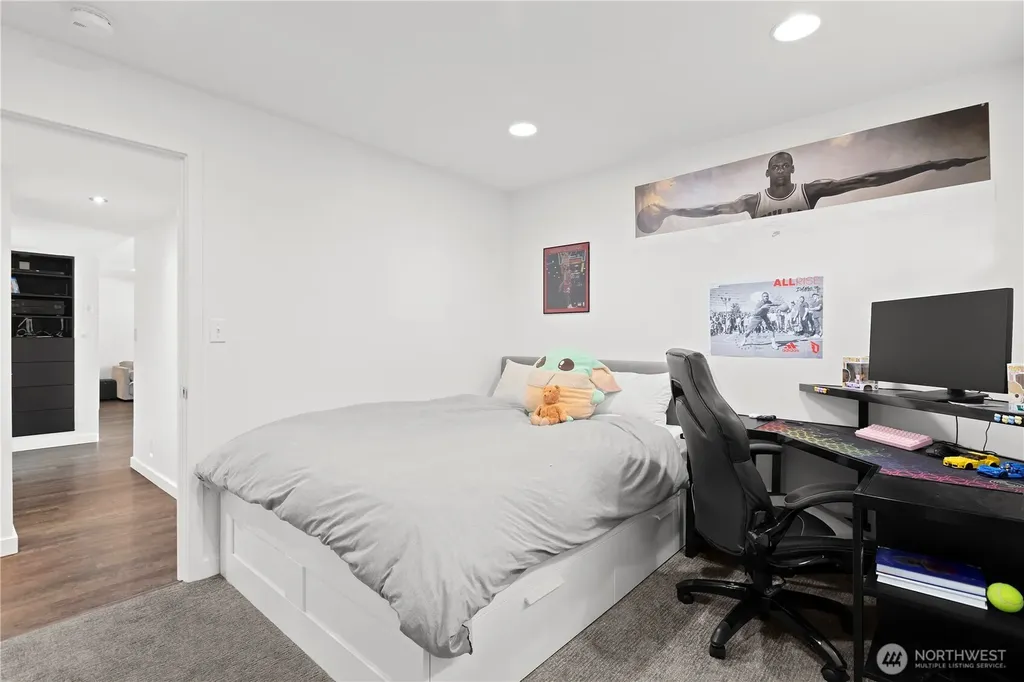 10829 42nd Avenue SW Seattle WA 98146