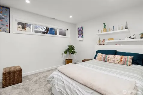 10829 42nd Avenue SW Seattle WA 98146