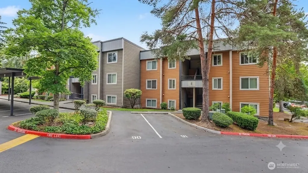 742 Kirkland Circle Kirkland WA 98033